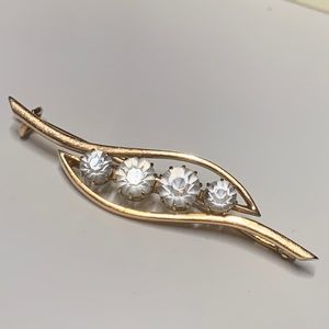 14k brooch